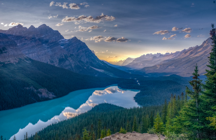 peyto lake at sunset